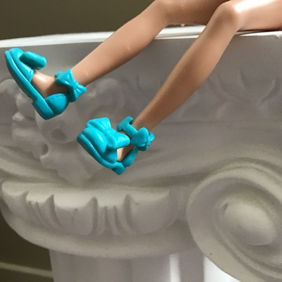 Vintage. Barbie Collectible / Stacie Birthday Party - Picture 2 of 4